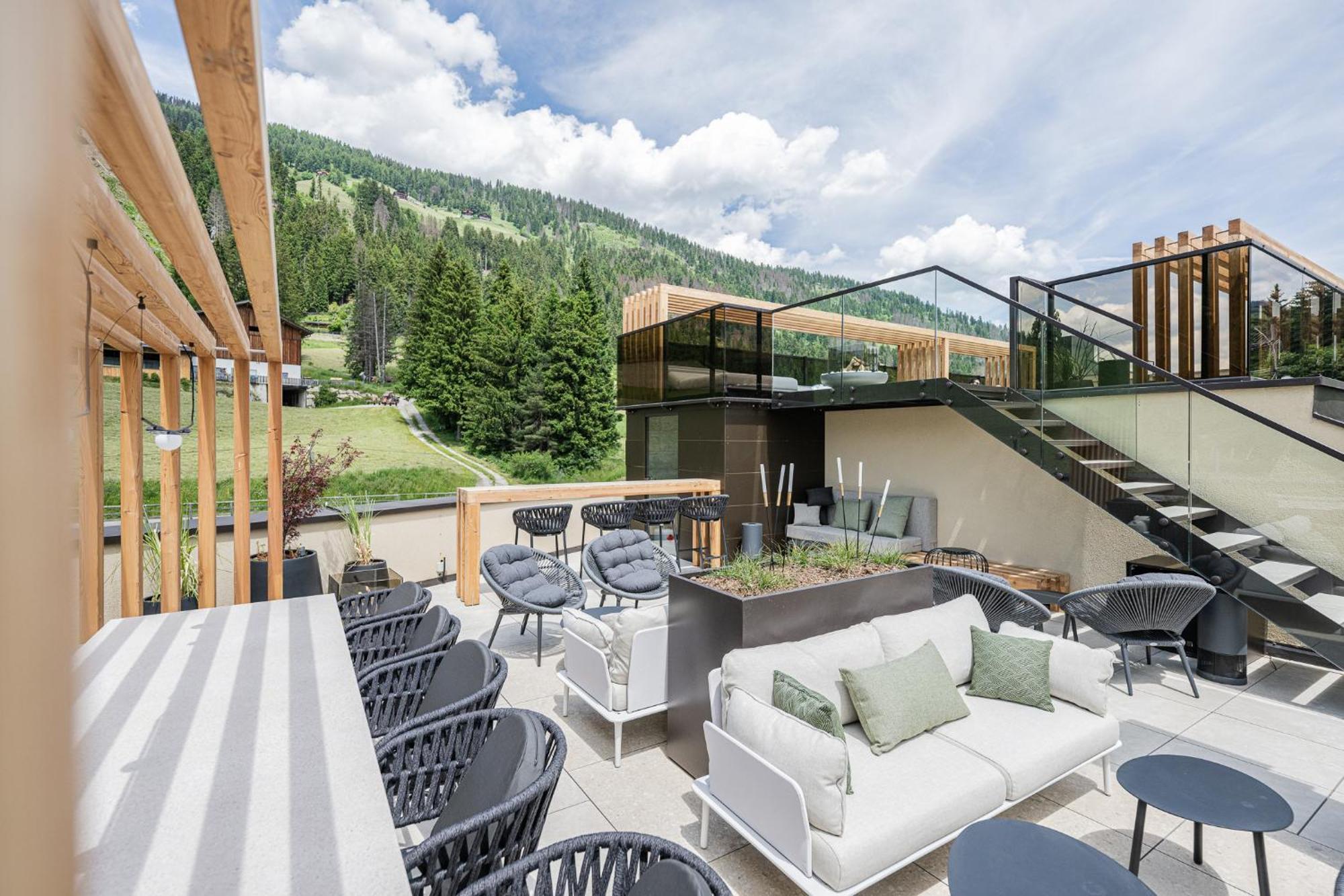 Hotel Löwe Innichen Exterior foto